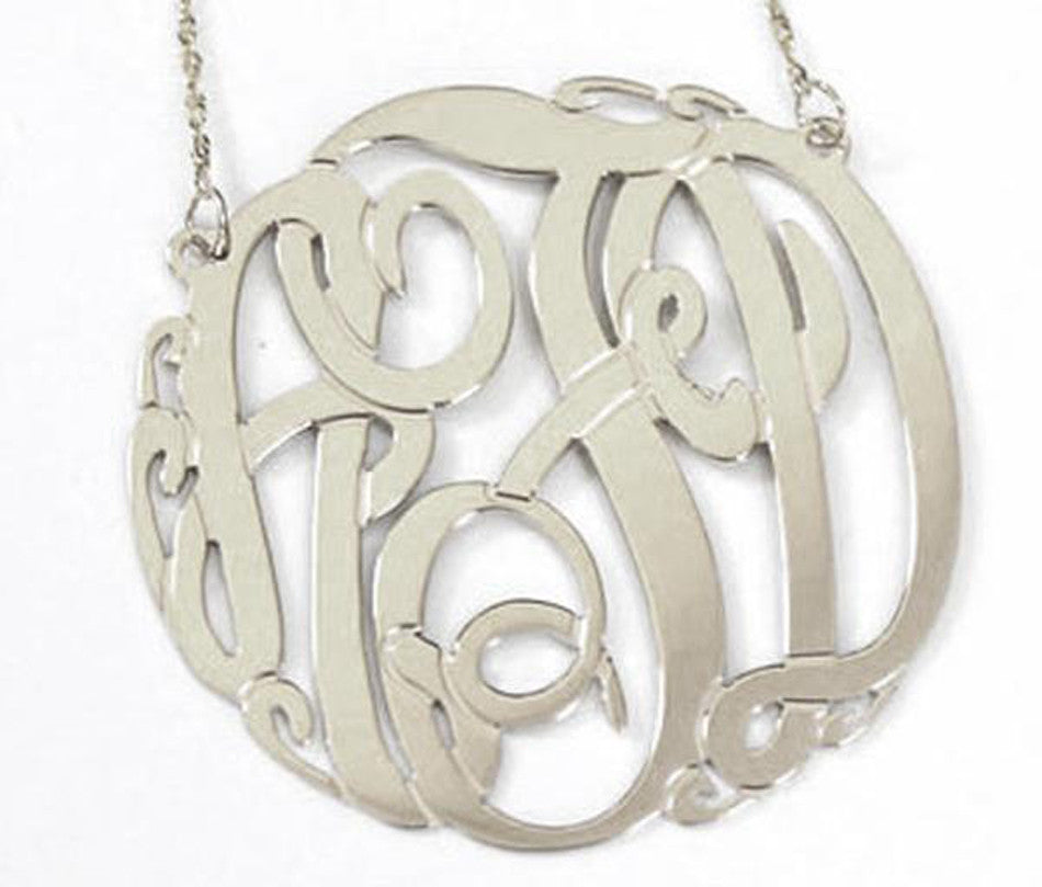 Gold hot sale monogram pendant